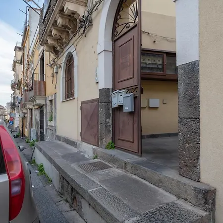Historic Center Modern With Terraces